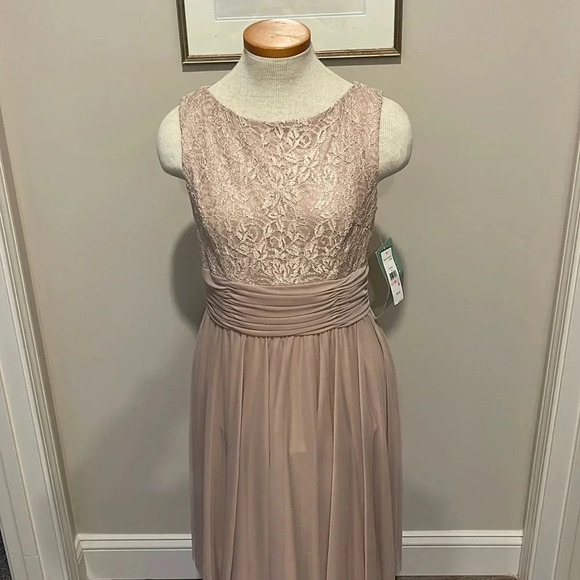 NWT!! Jessica Howard - Sleeveless Fit & Flare Evening Dress - Knee Length - 10 - Picture 2 of 8
